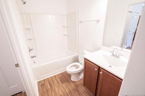 1204 Tides Edge Ct, Hampton, VA 23666 photo 9