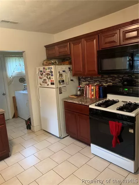325 Catalpa Ave, Hampton, VA 23661 photo 6