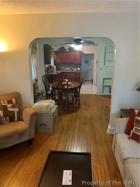 325 Catalpa Ave, Hampton, VA 23661 photo 3