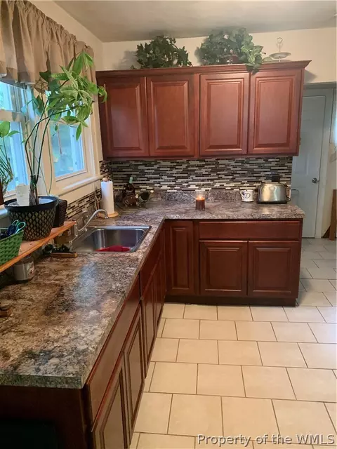 325 Catalpa Ave, Hampton, VA 23661 photo 4