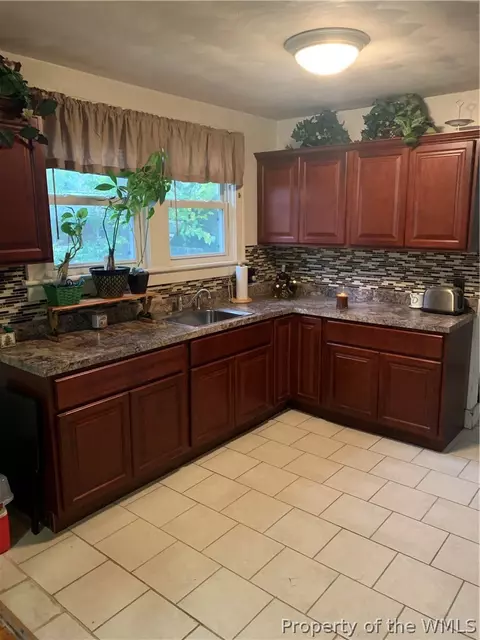 325 Catalpa Ave, Hampton, VA 23661 photo 5