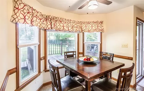 56 Timberline Dr, Hampton, VA 23666 photo 8