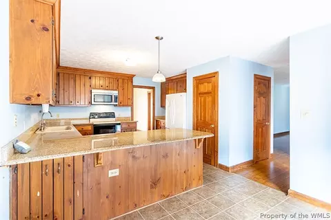3308 Evesham Ct, Williamsburg, VA 23185 photo 7
