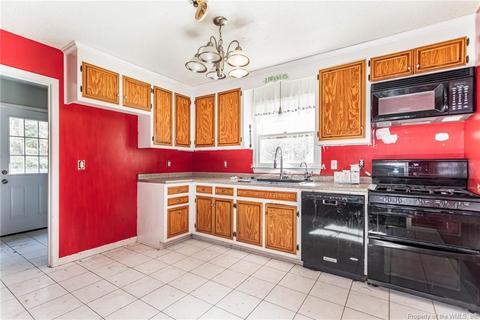 2812 Hickory Fork Rd, Gloucester, VA 23061 photo 5