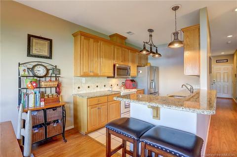 201 Reflection Ln, Hampton, VA 23666 photo 8