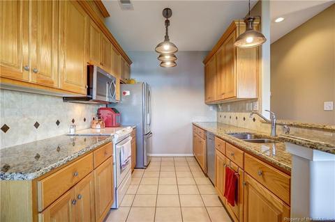 201 Reflection Ln, Hampton, VA 23666 photo 6