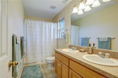 201 Reflection Ln, Hampton, VA 23666 photo 15
