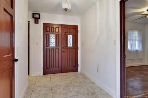 211 Burns Ln, Williamsburg, VA 23185 photo 4
