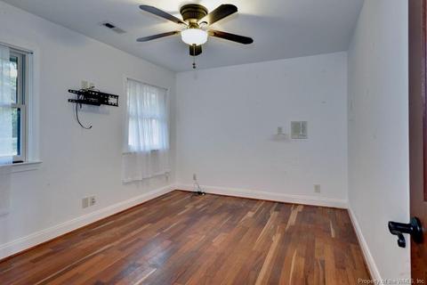 211 Burns Ln, Williamsburg, VA 23185 photo 10