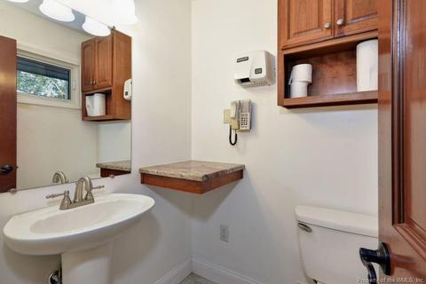 211 Burns Ln, Williamsburg, VA 23185 photo 16
