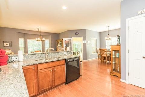 7680 James Monroe Way, Gloucester, VA 23061 photo 6