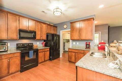 7680 James Monroe Way, Gloucester, VA 23061 photo 5