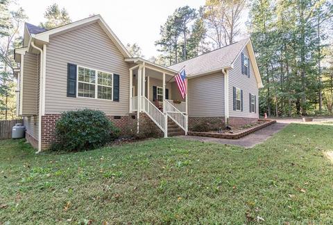 7680 James Monroe Way, Gloucester, VA 23061 photo 2