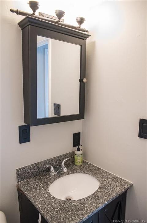 525 Marion Rd, Hampton, VA 23663 photo 10