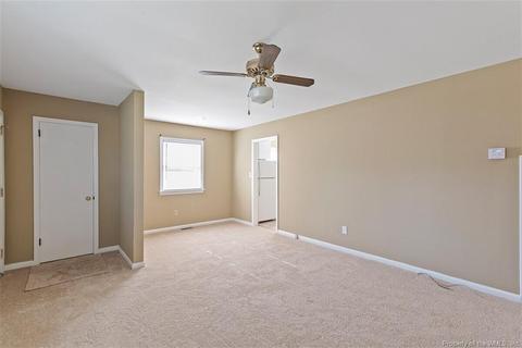 613 Redheart Dr, Hampton, VA 23666 photo 4