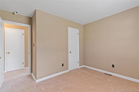613 Redheart Dr, Hampton, VA 23666 photo 14
