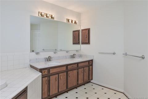 28 Sherry Dell Dr, Hampton, VA 23666 photo 33