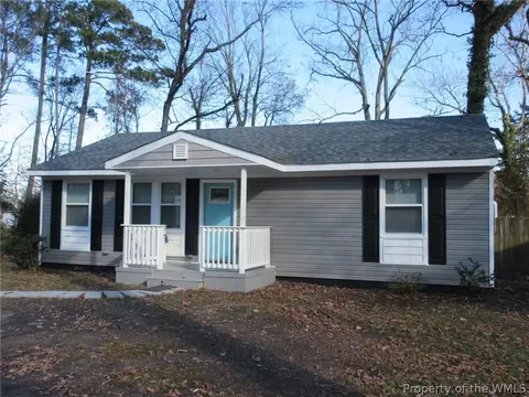 115 Rosewood Dr, Hampton, VA 23669 photo 1