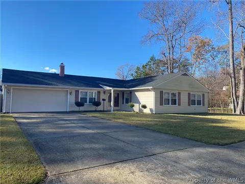 20 Whetstone Dr, Hampton, VA 23666 photo 1