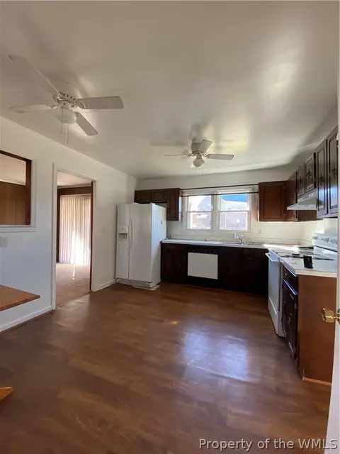 20 Whetstone Dr, Hampton, VA 23666 photo 12