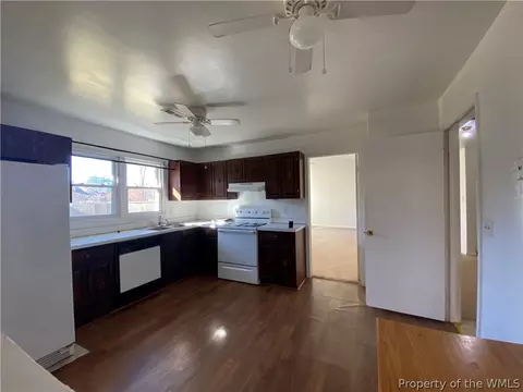20 Whetstone Dr, Hampton, VA 23666 photo 13
