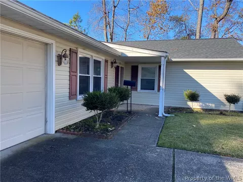 20 Whetstone Dr, Hampton, VA 23666 photo 36