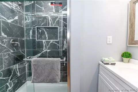 63 Phelps Cir, Hampton, VA 23663 photo 22