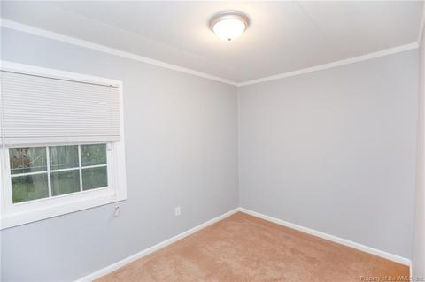 63 Phelps Cir, Hampton, VA 23663 photo 12