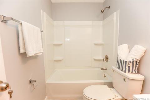 63 Phelps Cir, Hampton, VA 23663 photo 14