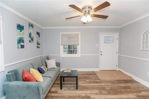 63 Phelps Cir, Hampton, VA 23663 photo 3
