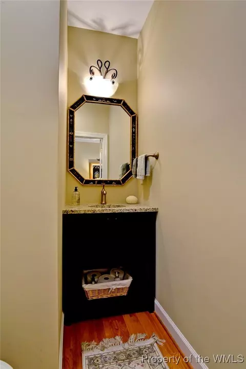 413 Yorkshire Dr, Williamsburg, VA 23185 photo 5