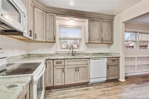 200 Roberta Dr, Hampton, VA 23666 photo 13