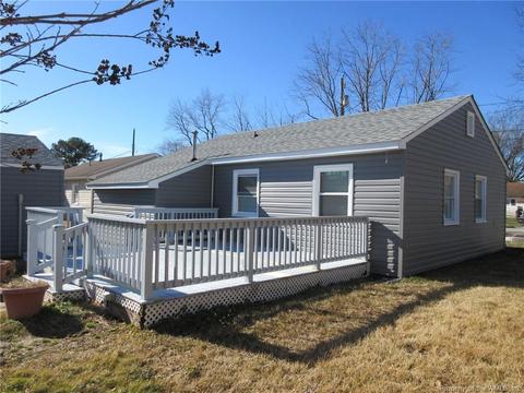 1920 Bancroft Dr, Hampton, VA 23663 photo 5