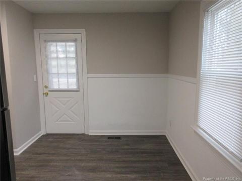 118 Roland Dr, Hampton, VA 23669 photo 9