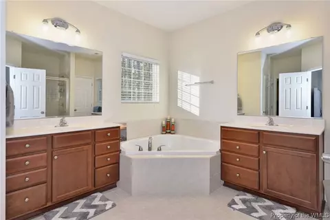 8488 Thomas Jefferson Way, Gloucester, VA 23061 photo 19