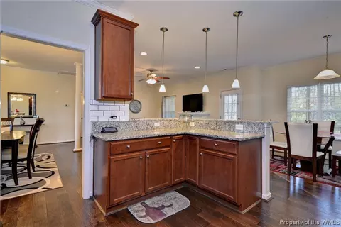 8488 Thomas Jefferson Way, Gloucester, VA 23061 photo 12