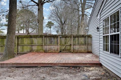 707 Burton St, Hampton, VA 23666 photo 12