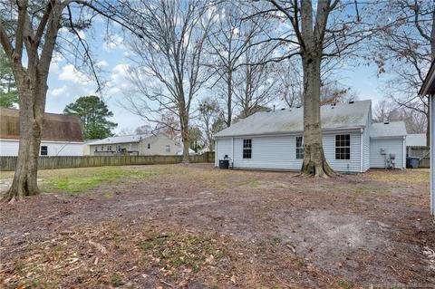 707 Burton St, Hampton, VA 23666 photo 8