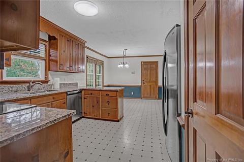 35 Alexander Dr, Hampton, VA 23664 photo 21