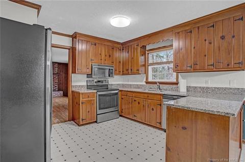 35 Alexander Dr, Hampton, VA 23664 photo 18
