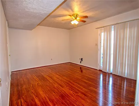 32 Parkway Dr, Hampton, VA 23669 photo 7