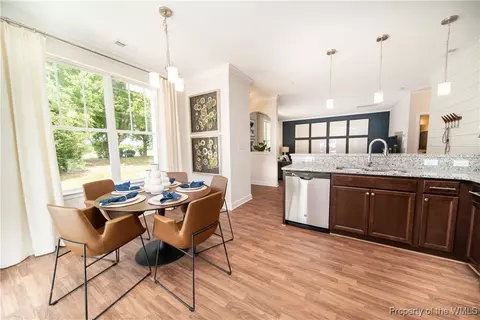 1004 Celia Ct, Hampton, VA 23666 photo 2