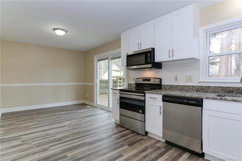 324 Deaton Dr, Hampton, VA 23669 photo 9