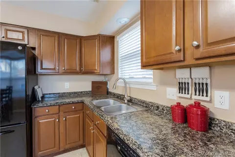 43 Eagles Lndg, Hampton, VA 23669 photo 4