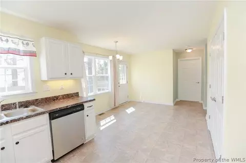 26 Mitchell Rd, Hampton, VA 23669 photo 13