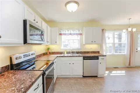 26 Mitchell Rd, Hampton, VA 23669 photo 7