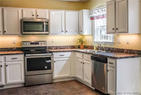 26 Mitchell Rd, Hampton, VA 23669 photo 11