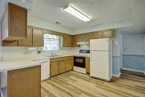 5 Perth Pl, Hampton, VA 23669 photo 10