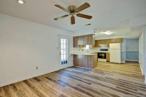 5 Perth Pl, Hampton, VA 23669 photo 12