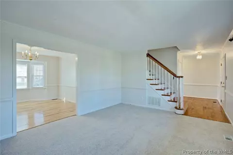48 Chowning Dr, Hampton, VA 23664 photo 4